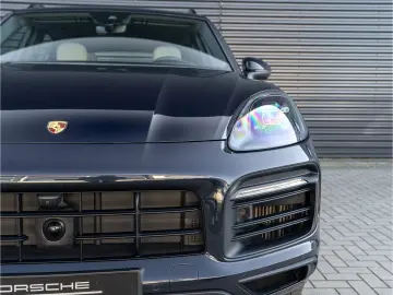 PORSCHE Cayenne E-Hy NiVision SoftClo InnoDr AirSusp Ventil