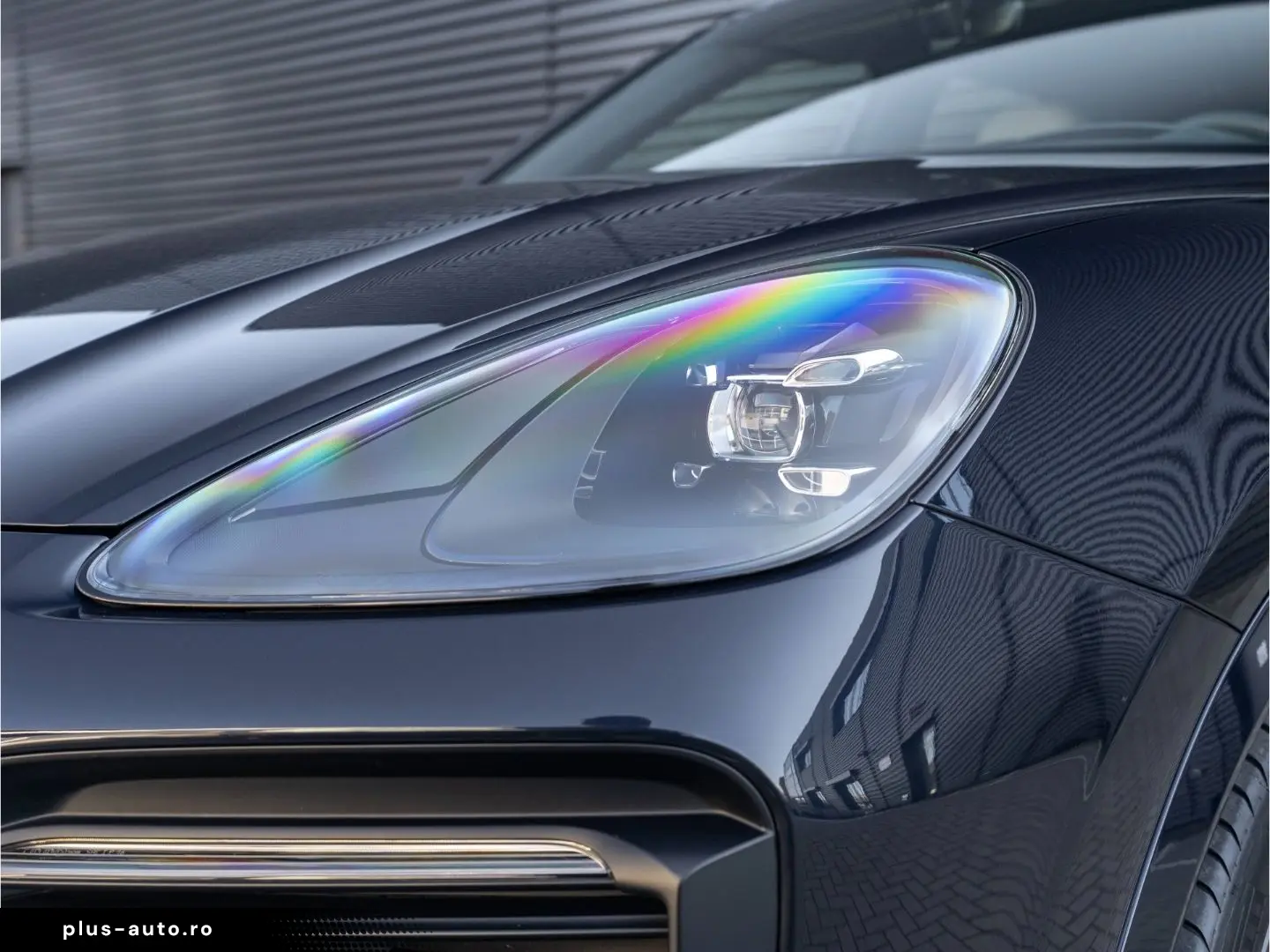 PORSCHE Cayenne E-Hy NiVision SoftClo InnoDr AirSusp Ventil