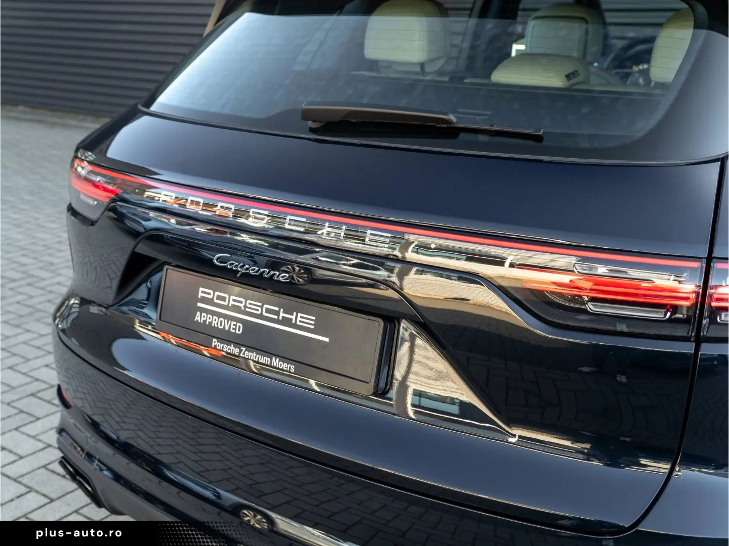 PORSCHE Cayenne E-Hy NiVision SoftClo InnoDr AirSusp Ventil