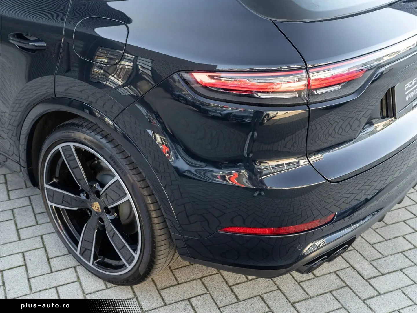 PORSCHE Cayenne E-Hy NiVision SoftClo InnoDr AirSusp Ventil