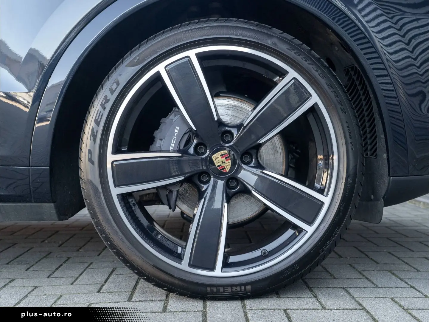 PORSCHE Cayenne E-Hy NiVision SoftClo InnoDr AirSusp Ventil