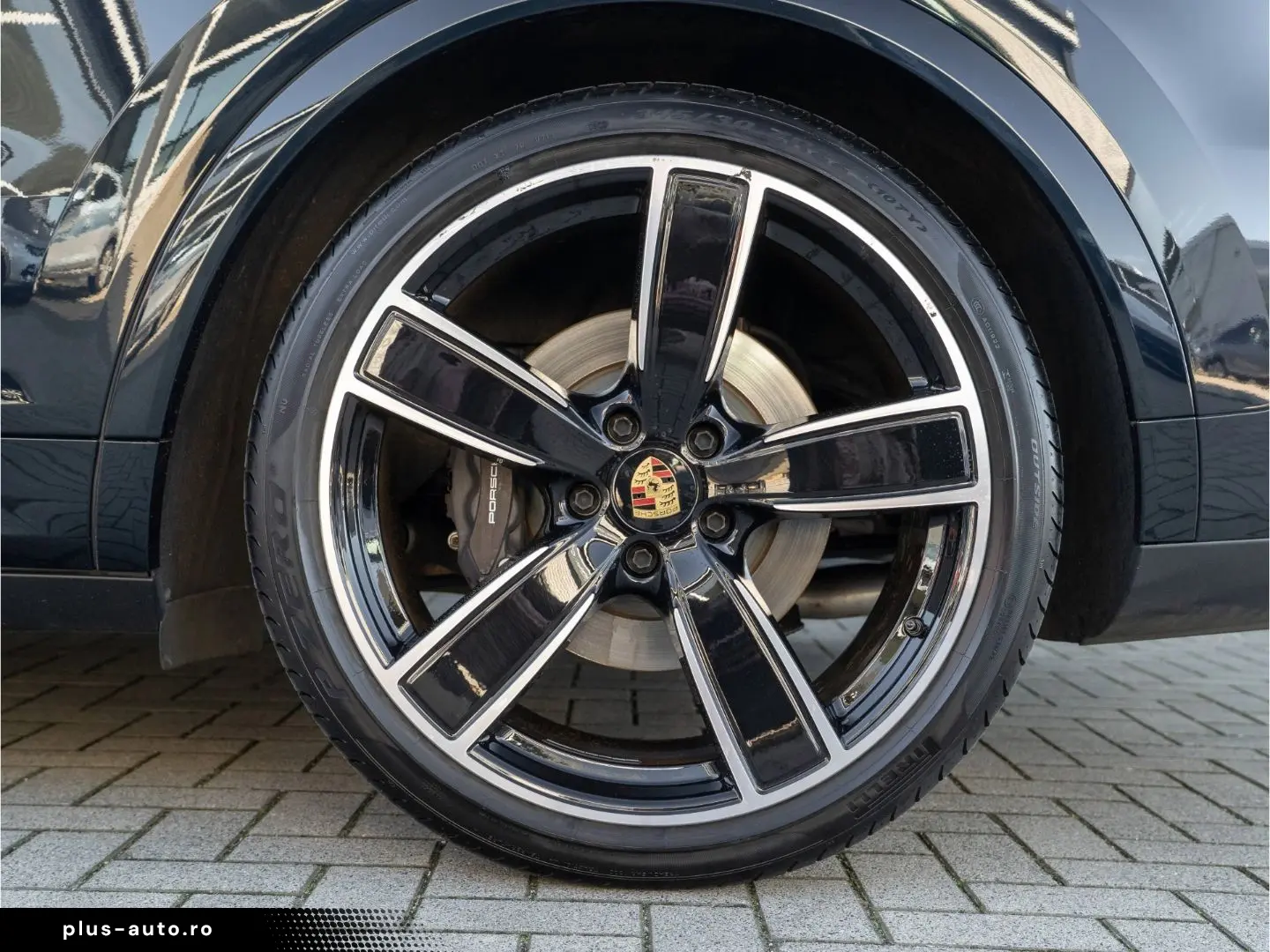 PORSCHE Cayenne E-Hy NiVision SoftClo InnoDr AirSusp Ventil