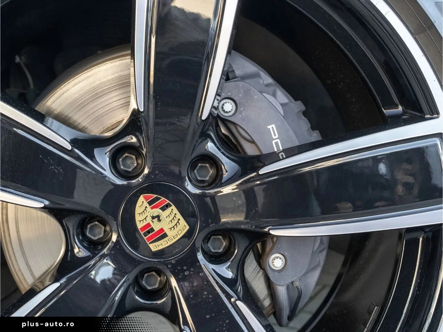 PORSCHE Cayenne E-Hy NiVision SoftClo InnoDr AirSusp Ventil