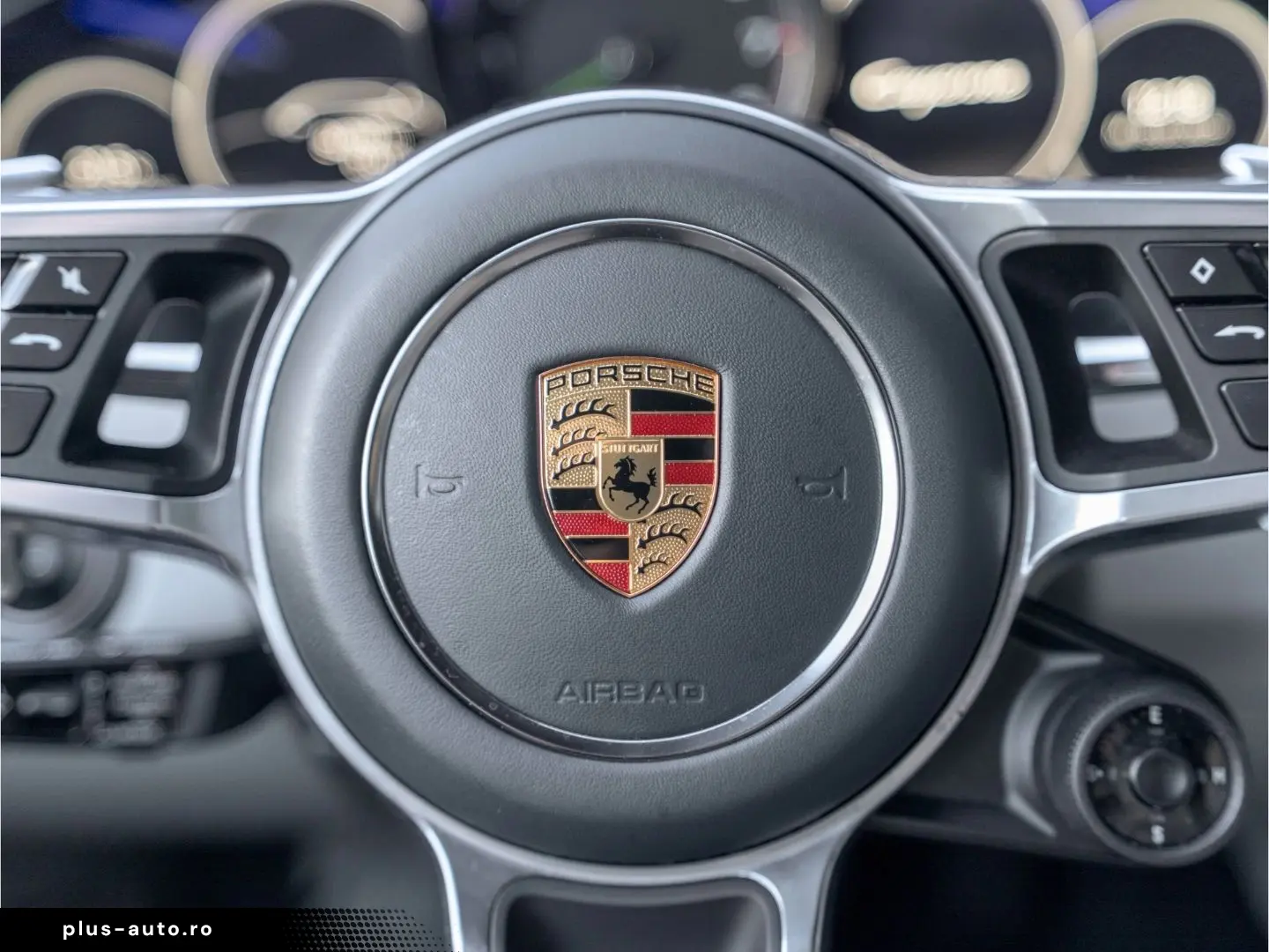 PORSCHE Cayenne E-Hy NiVision SoftClo InnoDr AirSusp Ventil