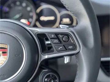 PORSCHE Cayenne E-Hy NiVision SoftClo InnoDr AirSusp Ventil