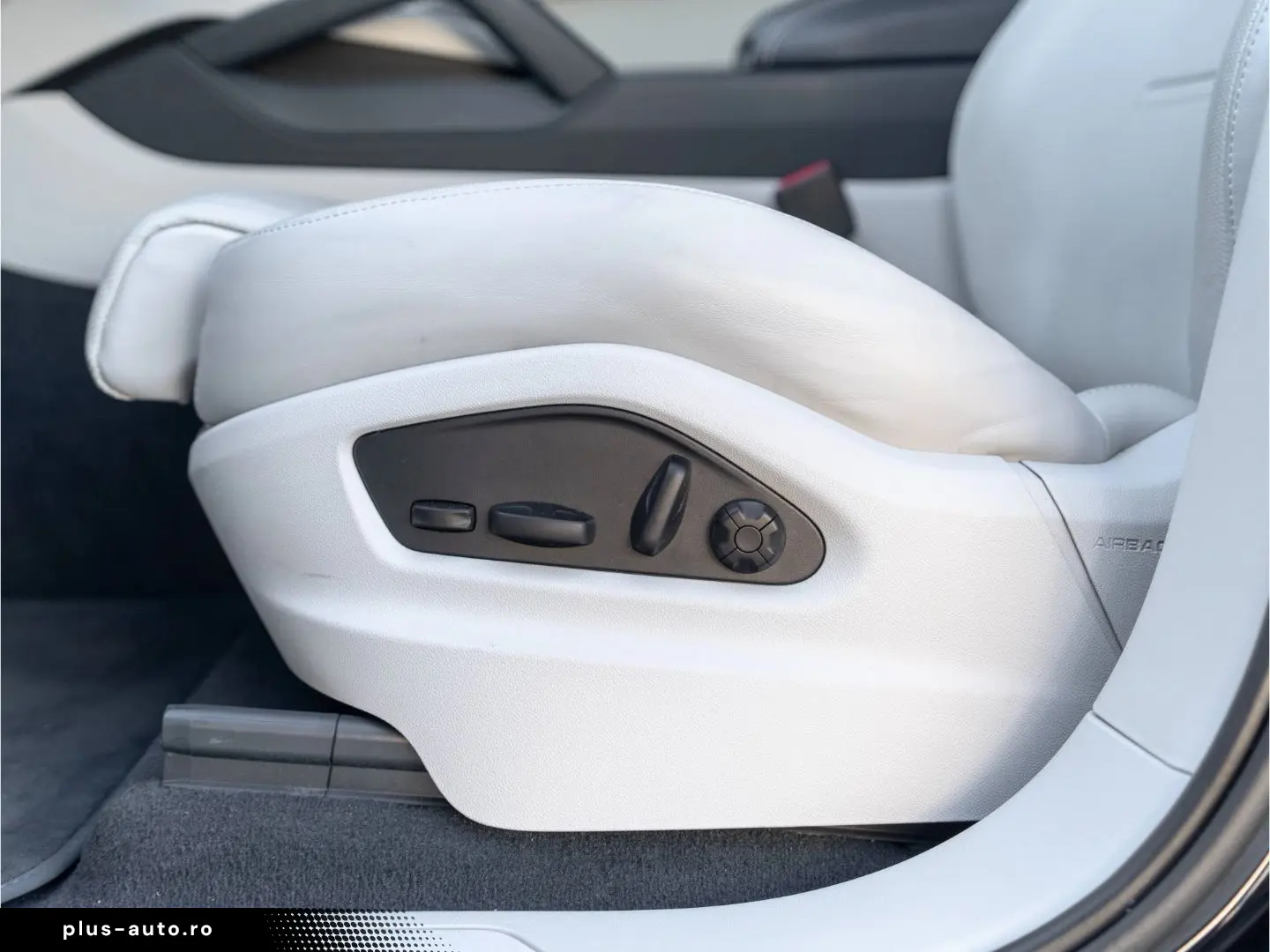 PORSCHE Cayenne E-Hy NiVision SoftClo InnoDr AirSusp Ventil