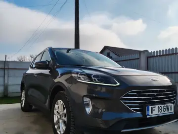 Ford Kuga 2.5 Duratec FHEV 4x4 TITANIUM X