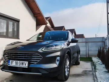 Ford Kuga 2.5 Duratec FHEV 4x4 TITANIUM X