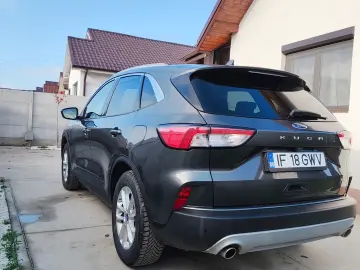 Ford Kuga 2.5 Duratec FHEV 4x4 TITANIUM X