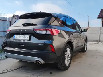 Ford Kuga 2.5 Duratec FHEV 4x4 TITANIUM X