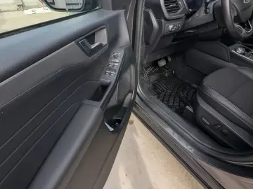 Ford Kuga 2.5 Duratec FHEV 4x4 TITANIUM X