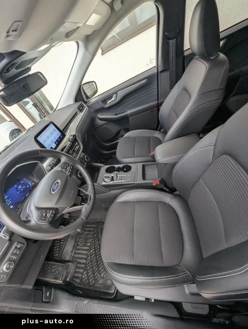 Ford Kuga 2.5 Duratec FHEV 4x4 TITANIUM X