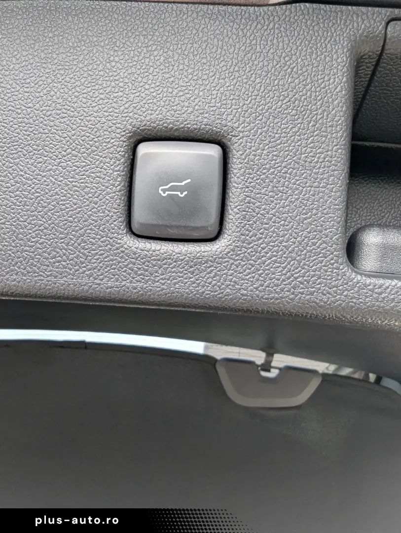 Ford Kuga 2.5 Duratec FHEV 4x4 TITANIUM X