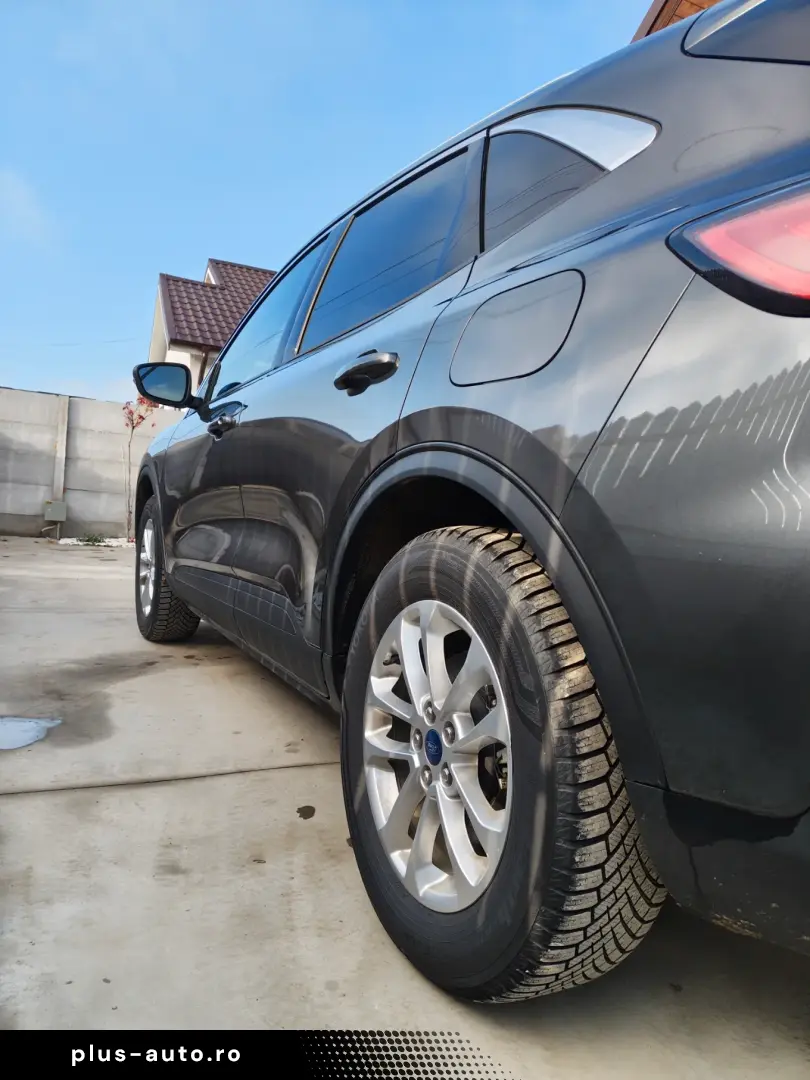 Ford Kuga 2.5 Duratec FHEV 4x4 TITANIUM X