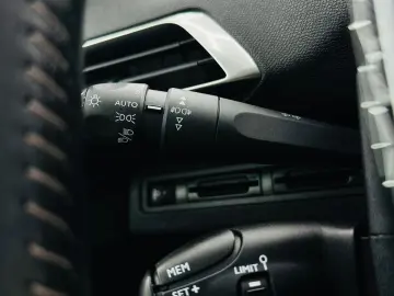 PEUGEOT 3008 2020 1.2i E6 Garantie 12 Luni Rate Avans 0 Doar