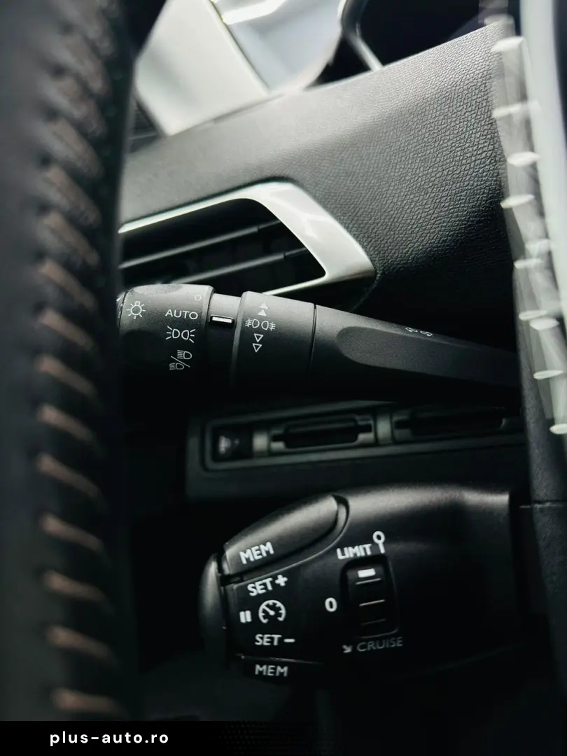 PEUGEOT 3008 2020 1.2i E6 Garantie 12 Luni Rate Avans 0 Doar