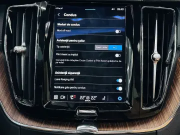 VOLVO Xc-60 2022 2.0D E6 Garantie 12 Luni Rate Avans 0 Doar