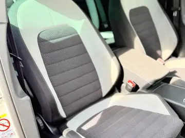 Volkswagen Passat B7 R-Line Fab.-10.2013 2.0 Diesel 140 Cp