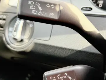 Volkswagen Passat B7 R-Line Fab.-10.2013 2.0 Diesel 140 Cp