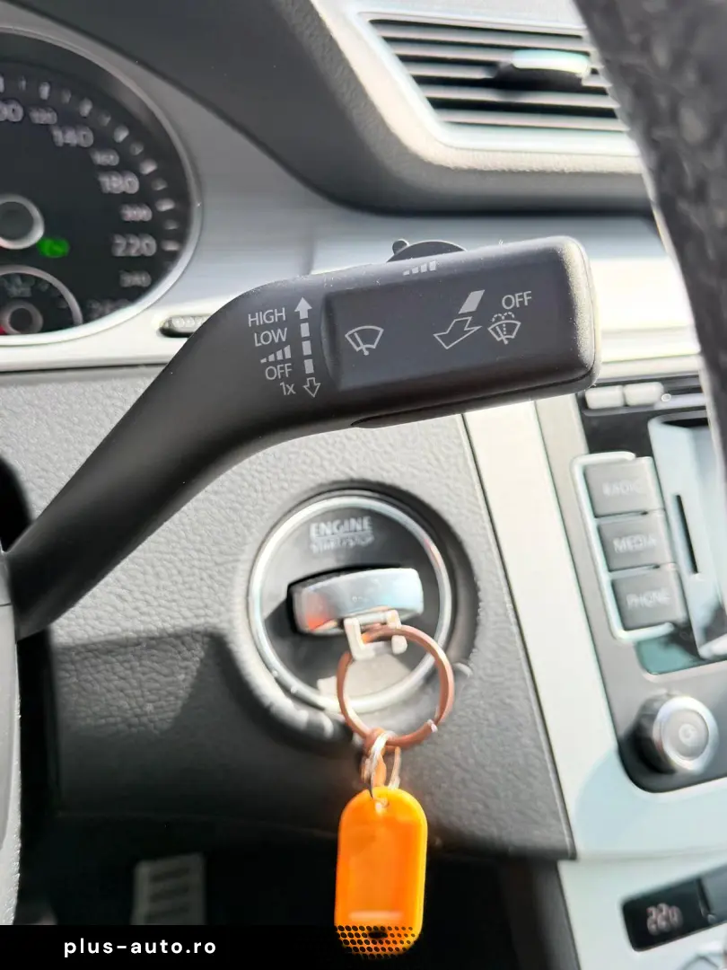 Volkswagen Passat B7 R-Line Fab.-10.2013 2.0 Diesel 140 Cp