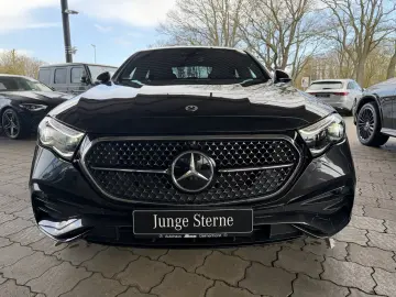MERCEDES-BENZ E 220 d AMG Premium Superscreen 360  Pano 20
