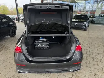 MERCEDES-BENZ E 220 d AMG Premium Superscreen 360  Pano 20