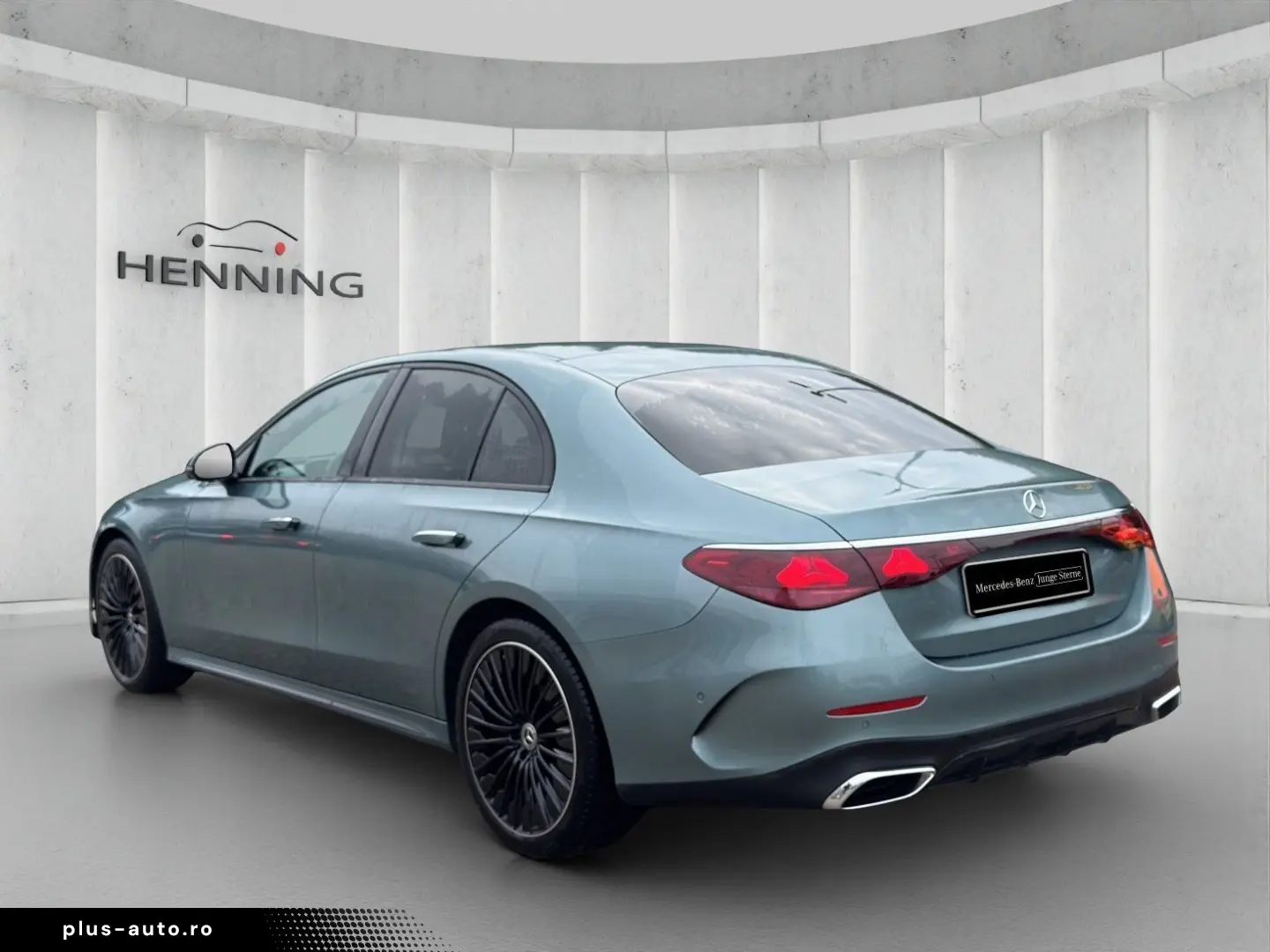 MERCEDES-BENZ E 200 AMG Night SUPERSCREEN 360  DISTR 20