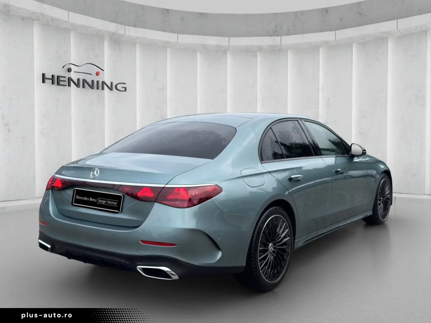 MERCEDES-BENZ E 200 AMG Night SUPERSCREEN 360  DISTR 20