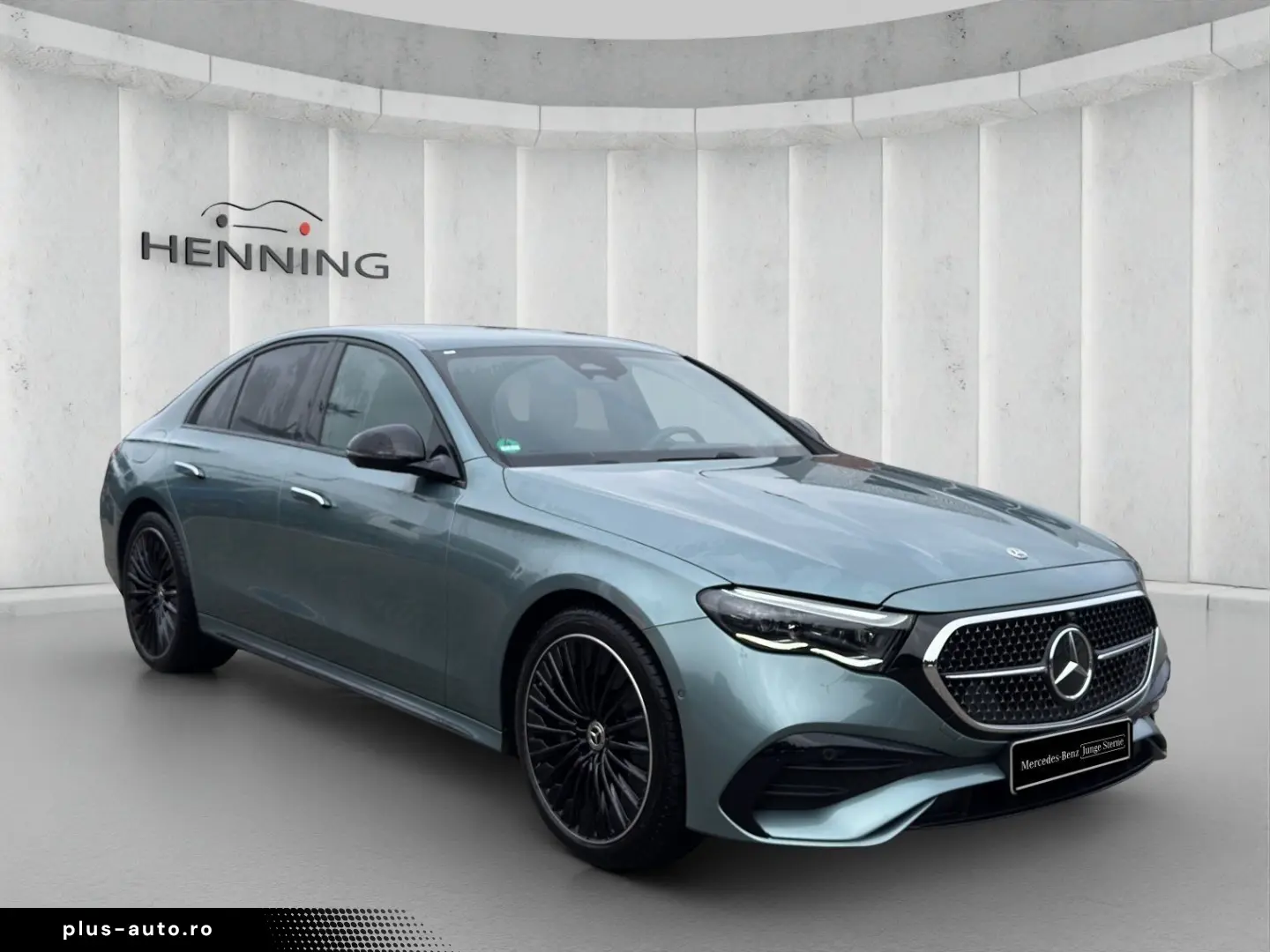 MERCEDES-BENZ E 200 AMG Night SUPERSCREEN 360  DISTR 20