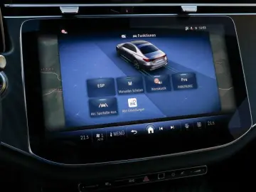 MERCEDES-BENZ E 220 d AMG-Sport Distr LED Cam Ambien…