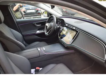 MERCEDES-BENZ E 200 Avantgarde Advanced (Pano KLGo Distronic