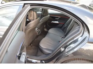 MERCEDES-BENZ E 200 Avantgarde Advanced (Pano KLGo Distronic