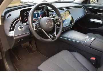 MERCEDES-BENZ E 200 Avantgarde Advanced (Pano KLGo Distronic
