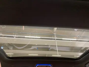 MERCEDES-BENZ E 200 Limousine AMG NIGHT 20'&apo…