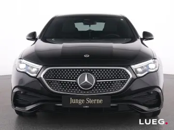 MERCEDES-BENZ E 200 AMG Pano DLight Distr Sound Keyl…