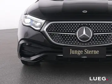 MERCEDES-BENZ E 200 AMG Pano DLight Distr Sound Keyl…