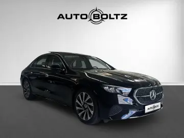 MERCEDES-BENZ E 200 Neues Mod. Adv Pano Winter P. Distr. 19Z