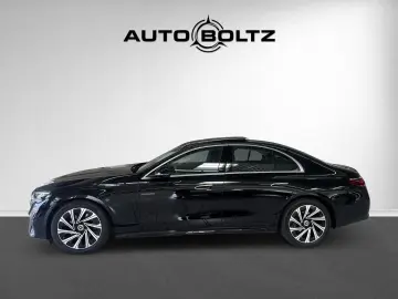 MERCEDES-BENZ E 200 Neues Mod. Adv Pano Winter P. Distr. 19Z