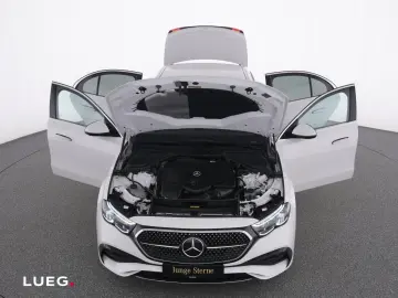 MERCEDES-BENZ E 200 AMG MBUX DLight KeylGo Memory Am…