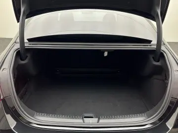 MERCEDES-BENZ E 220 d AMG Night Rückfahrkamera Ambiente AHK