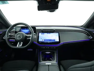 MERCEDES-BENZ E 220 d AMG Advanced LED AHK Night Dis…