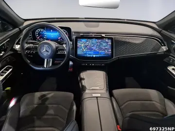 MERCEDES-BENZ E 220 d AMG  Pano AHK KeylessGO Memory&hellip;
