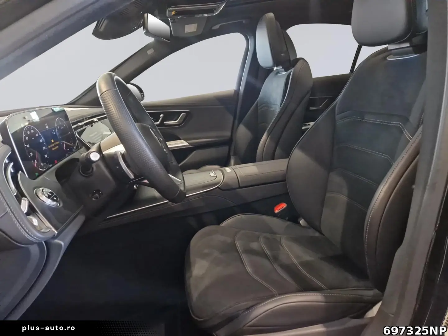 MERCEDES-BENZ E 220 d AMG  Pano AHK KeylessGO Memory&hellip;