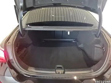 MERCEDES-BENZ E 220 d AMG  Pano AHK KeylessGO Memory&hellip;