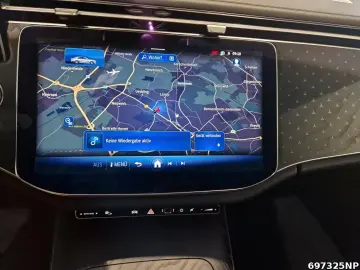 MERCEDES-BENZ E 220 d AMG  Pano AHK KeylessGO Memory&hellip;