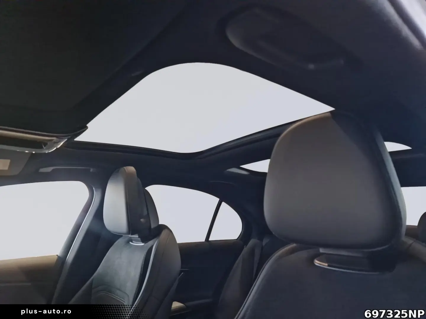 MERCEDES-BENZ E 220 d AMG  Pano AHK KeylessGO Memory&hellip;