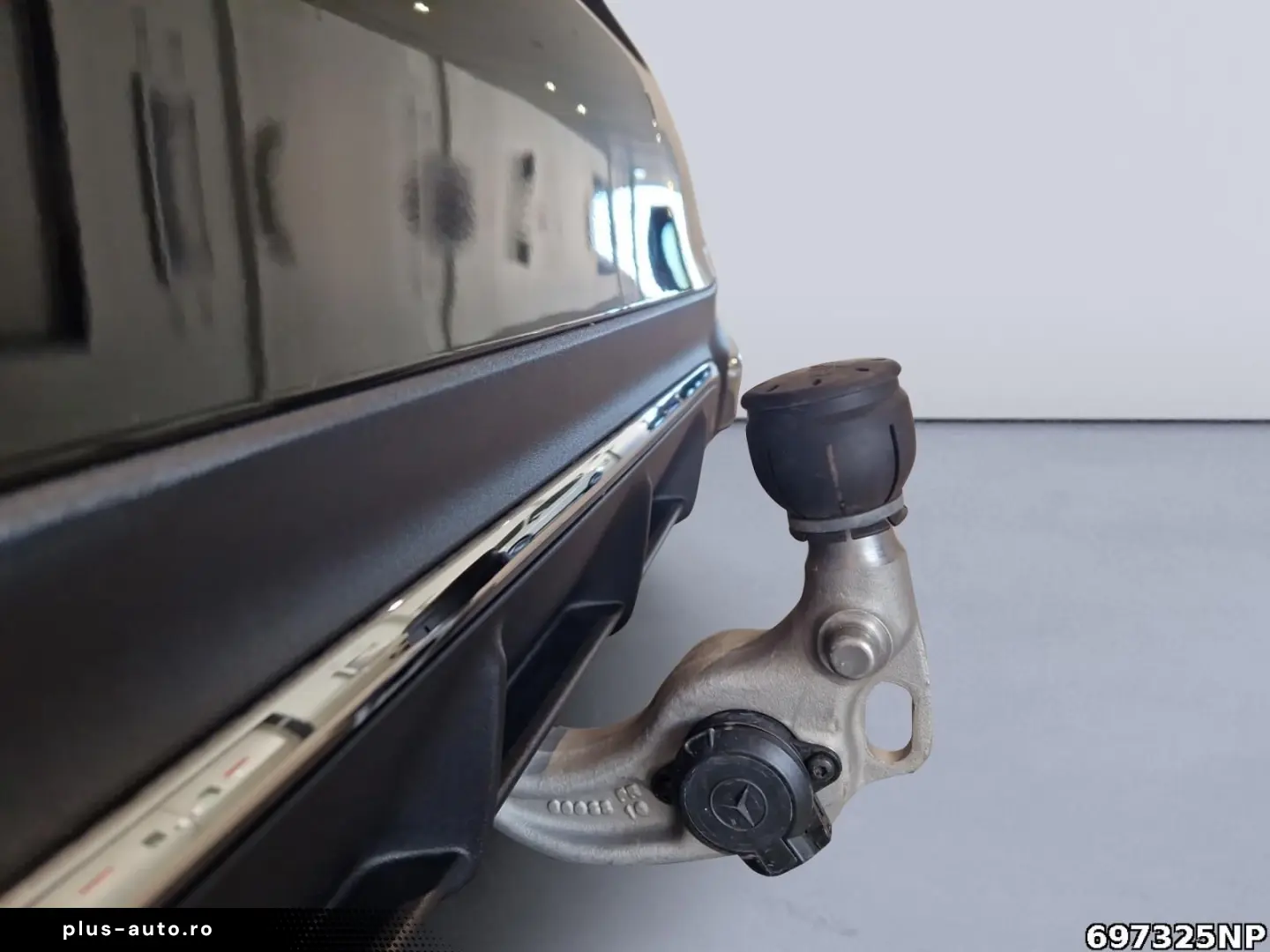 MERCEDES-BENZ E 220 d AMG  Pano AHK KeylessGO Memory&hellip;