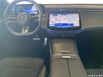 MERCEDES-BENZ E 220 d AMG Line AHK  Night-Paket  TOT&hellip;