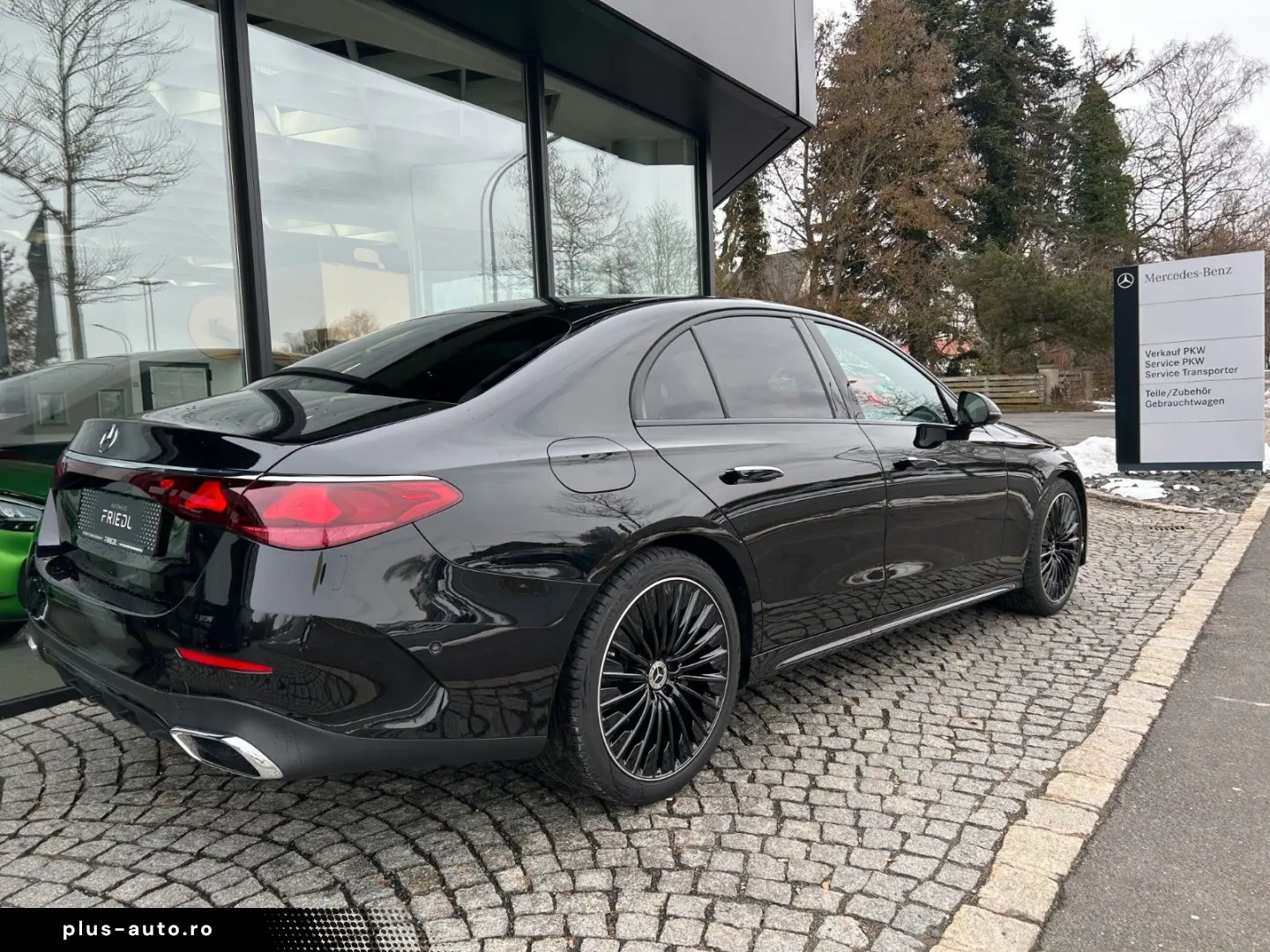 MERCEDES-BENZ E 220d  AMG   NIGHT  KEYLESS LED  KAMERA