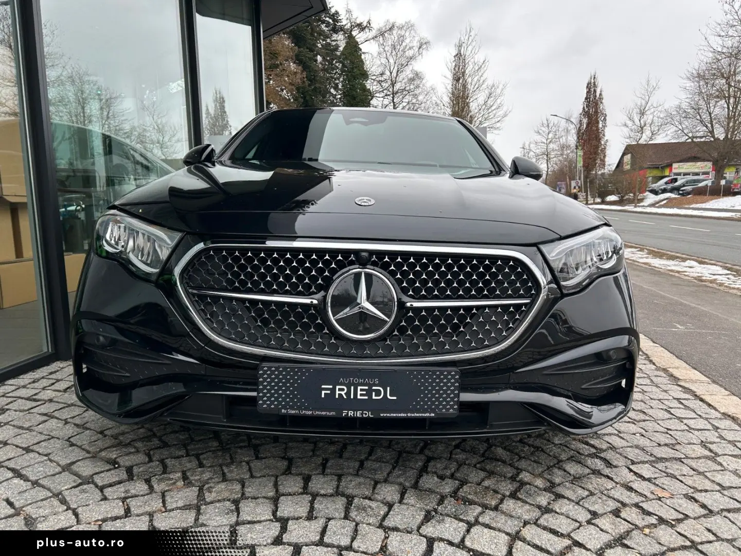 MERCEDES-BENZ E 220d  AMG   NIGHT  KEYLESS LED  KAMERA